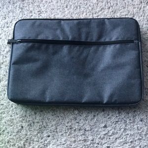 19” laptop case